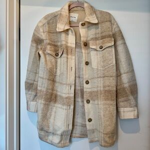 Aritzia Wilfred Beige and Cream Plaid Teddy Jacket